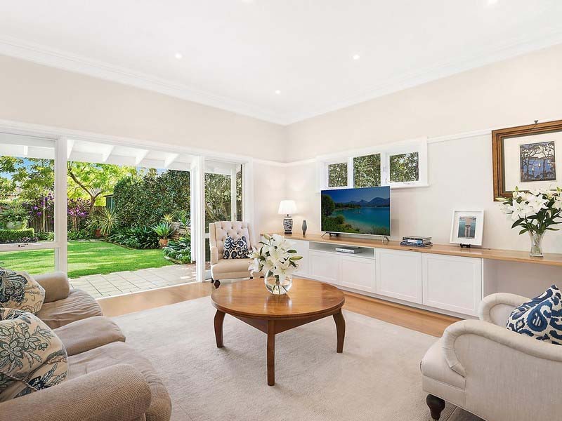 Home Buyer in Doncaster Kensington, Sydney - Living Room