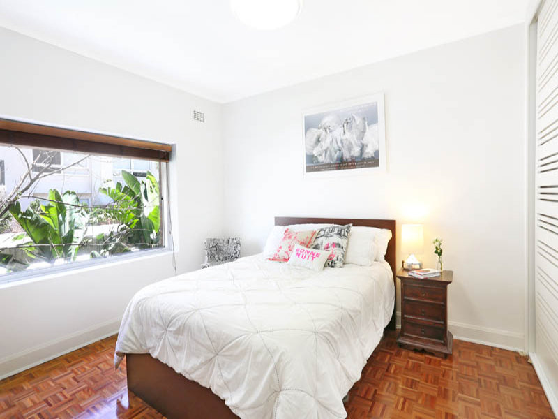 Home Buyer in Birtley Elizabeth Bay, Sydney - Bedroom