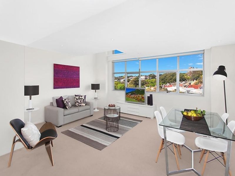 Home Buyer in Paddington, Sydney - Living Room
