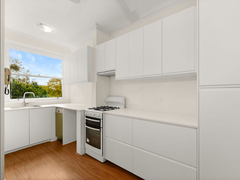 Investment Property in Double Bay, Sydney - Ktchen