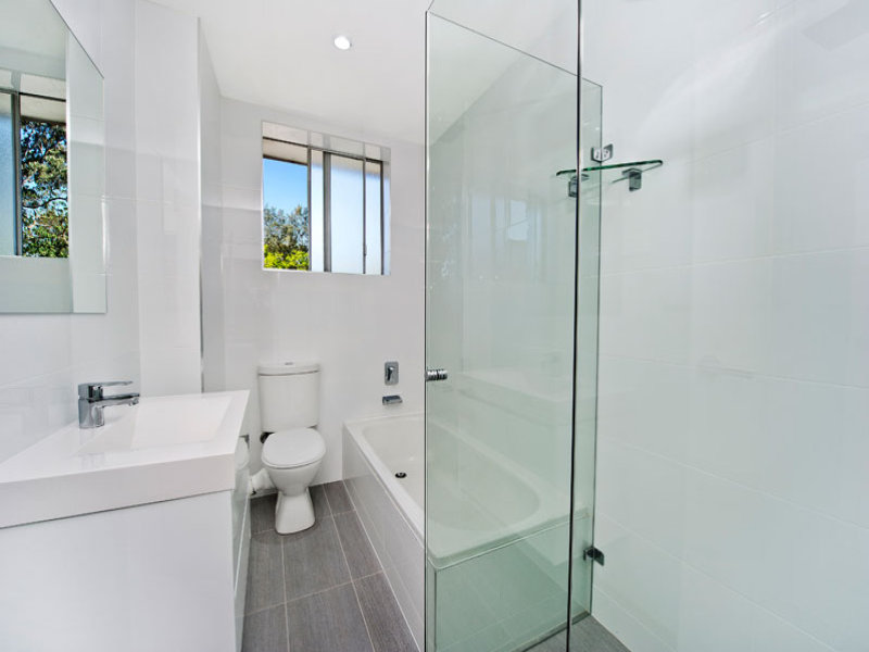 Buyers Agent Purchase in Evans Eastlakes, Sydney - Bathroom