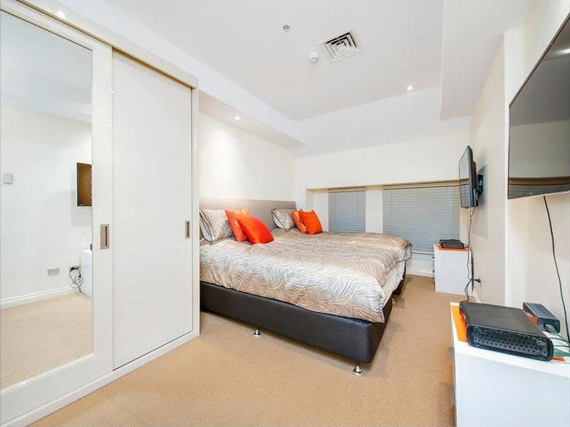 Home Buyer in Woolloomooloo, Sydney - Bedroom