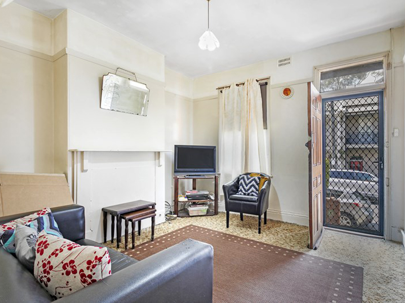 Home Buyer in Harris Balmain, Sydney - Living Room