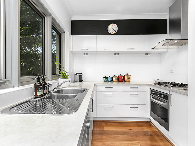 Buyers Agent Purchase in Bondi Junction, Sydney - Kitchen