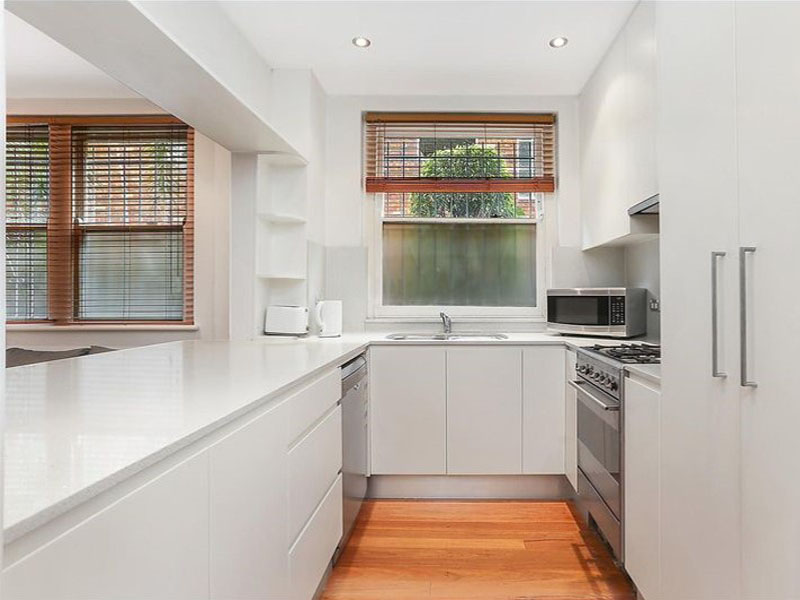 Bondi Beach Home Buyers-Kitchen