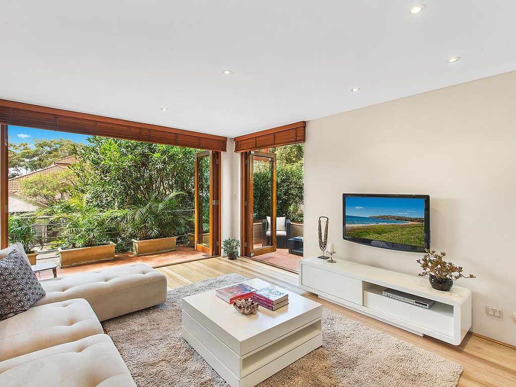 Roscoe Street Bondi Beach - Livingroom