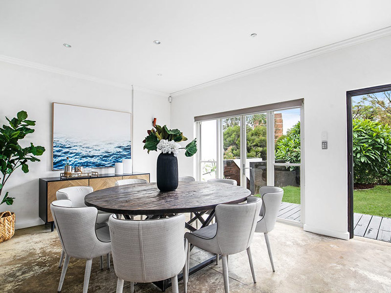 bronte beach home buyers-receiving area