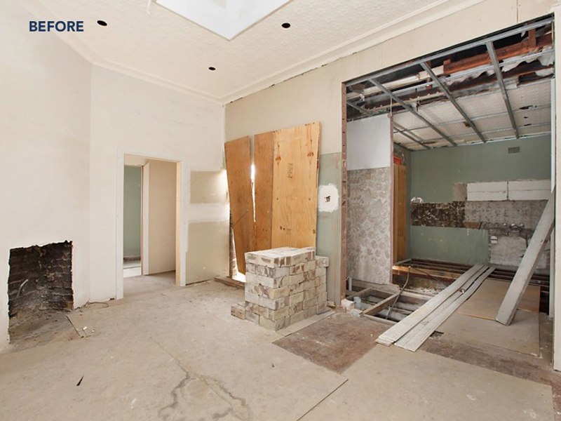 Balmain - Balcony Before