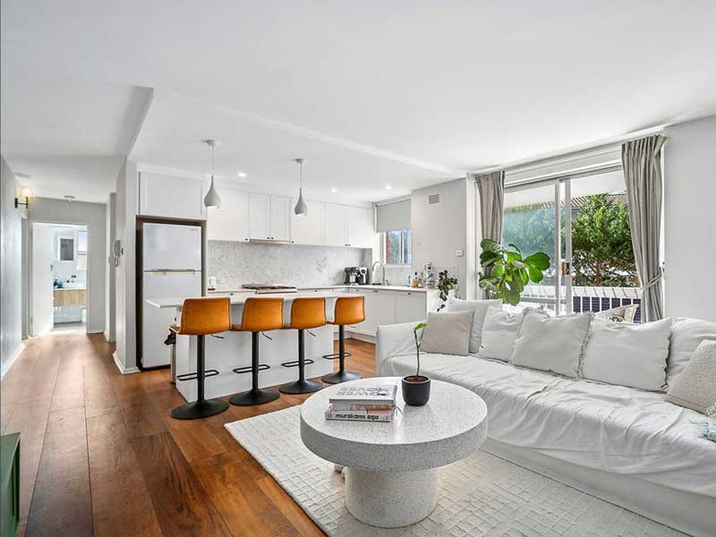 Buyers Agent Purchase Military Rd North Bondi Buyer-Livingroom
