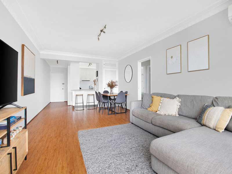 Buyers Agent Purchase North Bondi Buyer-livingroom
