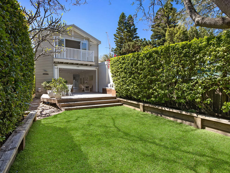 buyers agent purchase bronte eastern suburbs-yard