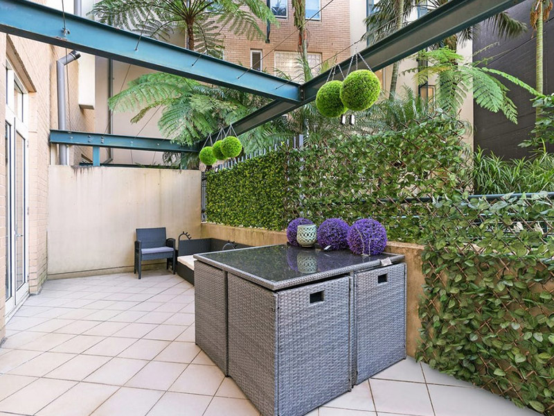 buyers agent purchase edgecliff sydney-backyard