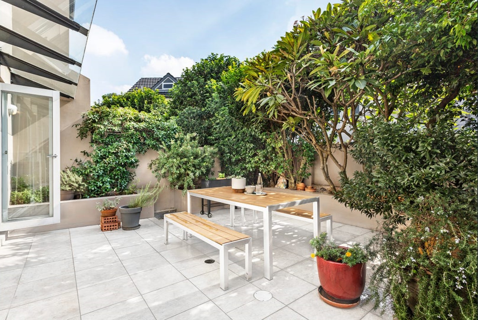 dove lane randwick-outdoor