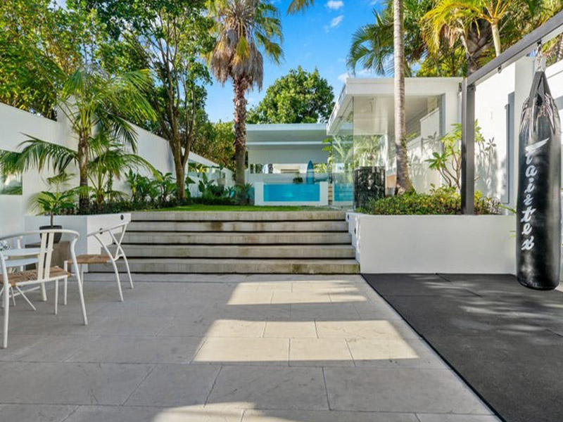 eastern suburbs buyers agent purchase north bondi sydney-garden