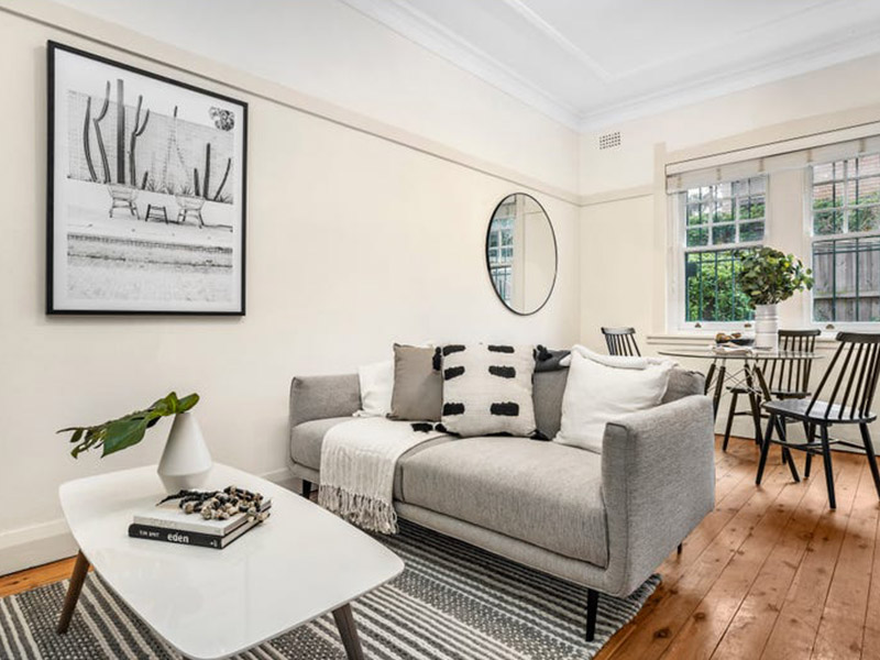eastern suburbs buyers agent purchase north bondi sydney-livingroom