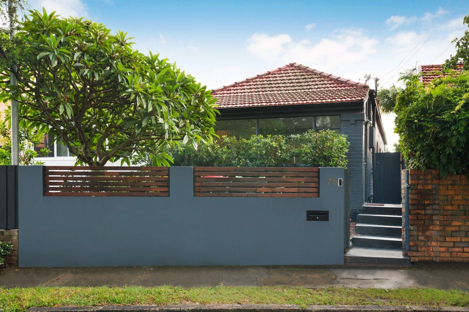sparks st eastlakes-main