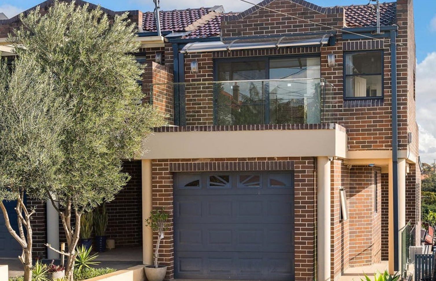 st stone earlwood-main