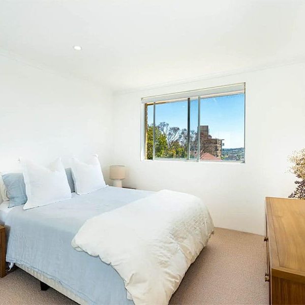 bondi-beach-home-buyers-bedroom-2