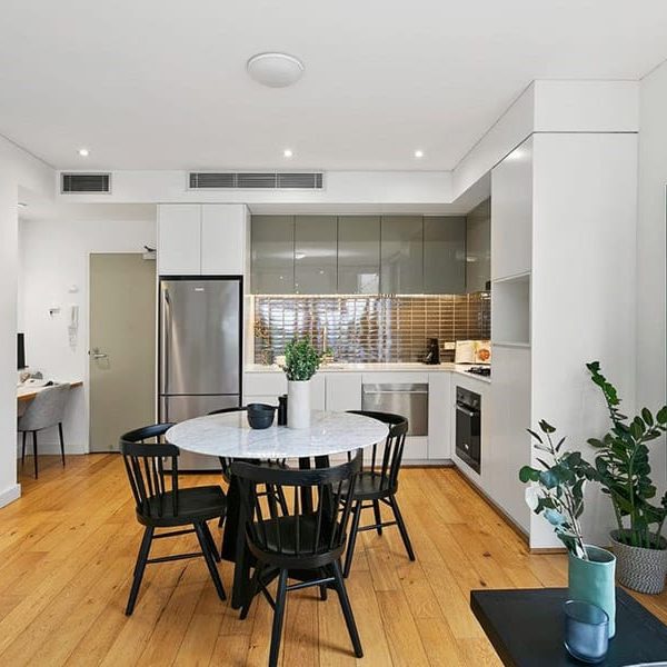 buyers-agent-purchase-rosebery-dinning-room
