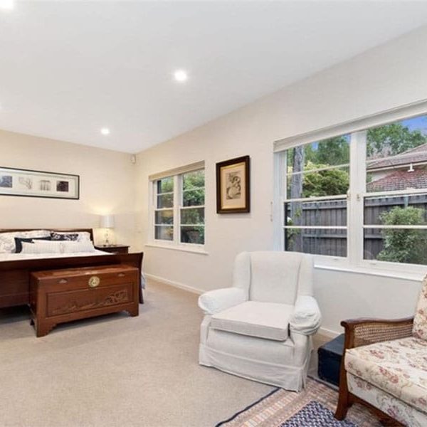 home-buyers-in-griffith_bed-room
