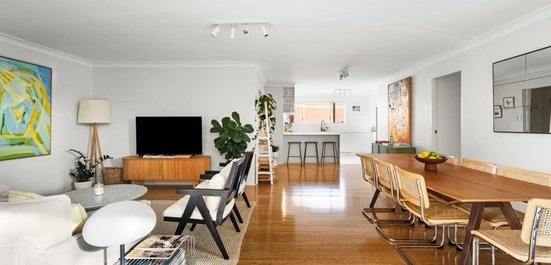 Buyers Agent Purchase Bennett St, Bondi Living Room Side 1